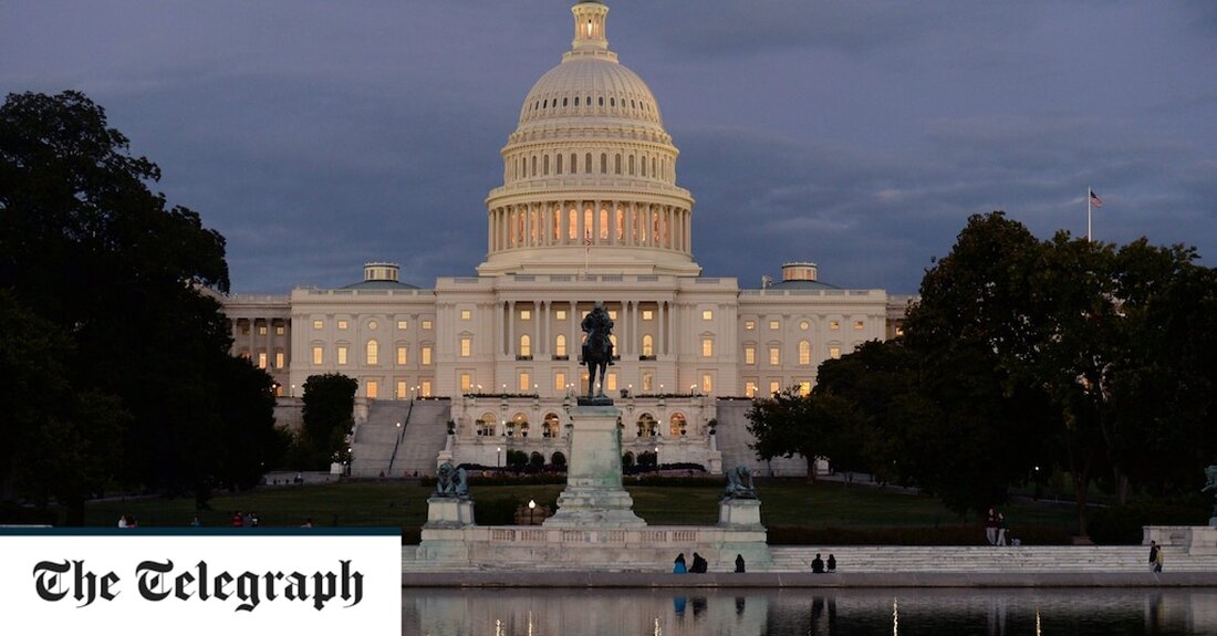 China wollte eine 70-Fuß-Pagode auf einem Hügel in der Nähe des Kapitols in Washington DC bauen, wurde jedoch gestoppt, da befürchtet wurde, dass der „perfekte Ort“ laut durchgesickerten FBI-Dokumenten dazu genutzt werden könnte, die US-Regierung auszuspionieren. Laut CNN, das die Geschichte zuerst veröffentlichte, hatte Peking Berichten zufolge auch versucht, US-Militär- und Regierungseinrichtungen unter Verwendung des Deckmantels von Huawei-Installationen auszuspähen. FBI-Ermittler sagten, sie hätten in den letzten Jahren eine „dramatische Eskalation“ der chinesischen Spionage auf amerikanischem Boden gesehen und behaupteten, die Technologie des in Shenzhen ansässigen Unternehmens Huawei stelle ein Risiko für die nationale Sicherheit der USA dar. Unter den Details, &hellip;
