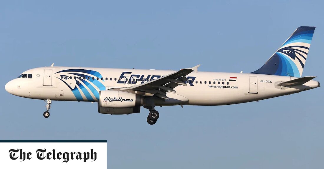 Ein tödlicher Flugzeugabsturz über dem Mittelmeer, bei dem 66 Menschen ums Leben kamen, wurde von einem Piloten verursacht, der im Cockpit eine Zigarette rauchte. Flug MS804 war im Mai 2016 auf dem Weg von Frankreich nach Ägypten, als er südlich von Kreta ins Meer stürzte und alle an Bord des Airbus A320 tötete. Unter ihnen waren 12 französische Touristen, ein Brite, 30 Ägypter, zwei Iraker und ein Kanadier. Die ägyptischen Behörden behaupteten damals, das Flugzeug sei durch einen Terroranschlag zum Absturz gebracht worden – obwohl sich keine Gruppe jemals zur Verantwortung bekannte. Eine offizielle Untersuchung hat jedoch ergeben, dass es &hellip;