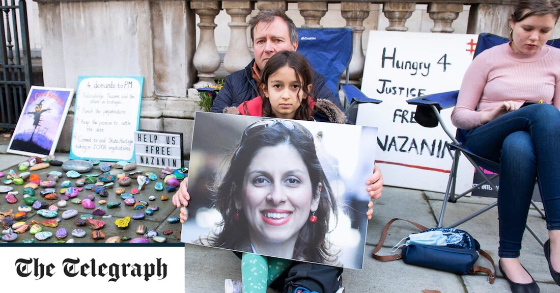 Die Gespräche mit dem Iran über die Freilassung der britischen Entwicklungshelferin Nazanin Zaghari-Ratcliffe „laufen bis zum Anschlag“, sagte Boris Johnson. Bei einem Besuch in Abu Dhabi sagte der Premierminister, die Gespräche mit Teheran über die Freilassung des britisch-iranischen Doppelstaatsbürgers würden „voranschreiten“, er könne aber nicht mehr sagen, da „die Verhandlungen weiterhin im Gange seien“. Außenministerin Liz Truss sagte heute Morgen gegenüber Sky News, dass Großbritannien ein „Team in Teheran“ habe und die Regierung „sehr hart“ arbeite, um die Freilassung „unfair inhaftierter“ Staatsangehöriger, einschließlich Frau Zaghari-Ratcliffe, zu erreichen. Gestern tauchten Berichte auf, dass Großbritannien zugestimmt hat, eine Schuld in Höhe von &hellip;