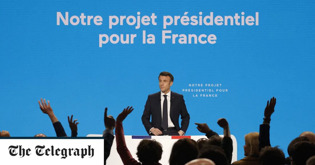 Emmanuel Macron versprach am Donnerstag, die Kontrolle über einige Energieunternehmen zurückzugewinnen und die französische Armee auf einen „hochintensiven Krieg“ vorzubereiten, um die „Unabhängigkeit“ des Landes zu stärken. Die Erklärungen kamen, als er sein „Krisen“-Präsidentschaftsmanifest enthüllte, in dem er sagte, das Land müsse „mehr arbeiten“. Er versprach auch, Steuern zu senken, die Bedingungen für den Bezug von Sozialhilfe zu verschärfen und die Abschiebung von Asylbewerbern, deren Anträge abgelehnt wurden, zu beschleunigen. „Wenn ein Staat sich weigert, seine Staatsangehörigen zurückzunehmen, werden wir ihre Visa reduzieren oder kürzen“, sagte er. Der 44-jährige Zentrist – der als Favorit auf den Sieg bei den Präsidentschaftswahlen &hellip;