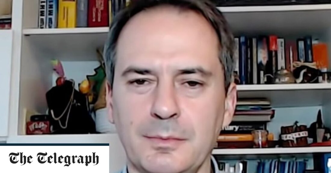 Ein investigativer Journalist behauptet, ihm sei gesagt worden, er könne nicht an den Baftas teilnehmen, weil ihn seine Verbindungen zu dem inhaftierten russischen Oppositionsführer zu einem „Sicherheitsrisiko“ machten. Christo Grozev, ein Open-Source-Journalist für Bellingcat, sagte, die britische Polizei habe ihm „verboten“, am Sonntagabend in London an den Bafta-Preisen teilzunehmen. „Der Grund lautete: Wir stellen ein Risiko für die öffentliche Sicherheit dar“, twitterte er. Die Metropolitan Police sagte, sie sei nicht befugt, Personen die Teilnahme an einer privaten Veranstaltung zu verbieten. Herr Grozev sagte, dass er zwar die Notwendigkeit verstehe, „die Sicherheit der Öffentlichkeit zu gewährleisten“, der Schritt aber „die wachsenden &hellip;
