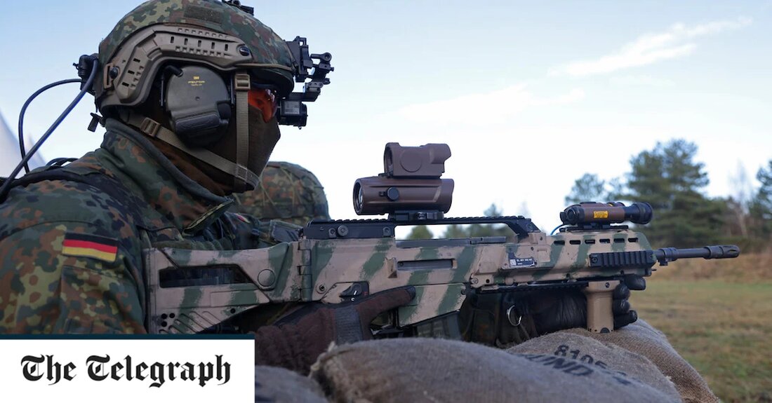 Heute ist der Checkpoint Charlie im Zentrum Berlins eine etwas kitschige Touristenattraktion mit ein paar Sandsäcken und einer Nachbildung eines US-Militärpostens, komplett mit Sternenbanner-Flaggen und einem Warnschild: „Sie verlassen jetzt den amerikanischen Sektor“. Aber vor 33 Jahren war dies die Frontlinie im Kalten Krieg, wo die Nato und die Sowjetunion sich ein paar Meter weiter auf der Berliner Straße anstarrten, jeder mit genügend Atomwaffen, um die Zivilisation auf ihren Ruf hin auszulöschen. Es fühlt sich an, als würden diese Zeiten nach Russlands Krieg in der Ukraine zurückkehren. Tage nach Beginn der Invasion verblüffte der deutsche Bundeskanzler Olaf Scholz Verbündete und &hellip;