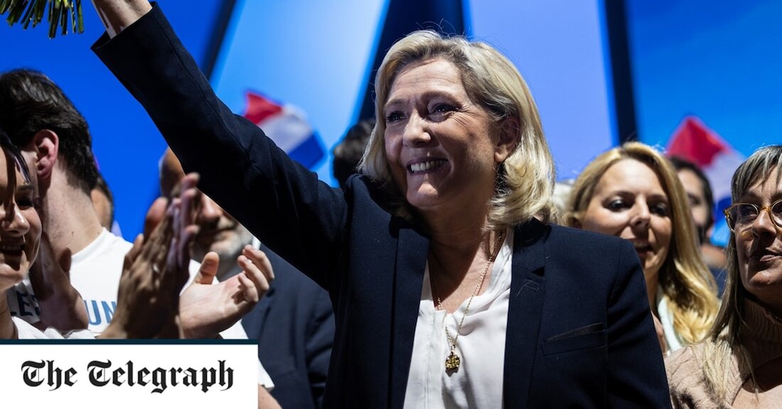 Marine Le Pen wurde durch eine Schockumfrage gestärkt, die zeigte, dass die Mehrheit der jungen Menschen sie gegen Emmanuel Macron unterstützen würde, da Frankreich heute in der ersten Runde seiner Präsidentschaftswahlen abstimmt. Vor einem Monat schien Herr Macron so gut wie sicher zu sein, der erste französische Staatschef zu werden, der seit Jacques Chirac im Jahr 2002 eine Wiederwahl gewann, seine Popularität stieg nach seiner Reaktion auf den Krieg in der Ukraine stark an. Aber die Umfragen haben sich in den letzten zwei Wochen stark eingeengt. Die jüngste Vorhersage, dass Herr Macron in der ersten Wahlrunde am Sonntag rund 27 &hellip;