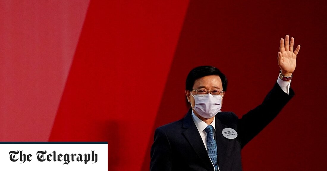 Hongkongs neuer Chief Executive John Lee wird am 1. Juli vereidigt, genau 25 Jahre nach der Amtsübergabe. Lee verkörpert Hongkongs Transformation von einer der freiesten und offensten Städte Asiens zu einem der repressivsten Polizeistaaten. Während seiner gesamten Karriere hat er nichts anderes als die Polizei kennengelernt. Lee trat im Alter von 19 Jahren der Hongkonger Polizei bei und diente 35 Jahre lang als Polizist. 2012 verließ er die Polizeiarbeit an vorderster Front, um Unterstaatssekretär für Sicherheit in der Regierung von CY Leung zu werden, und fünf Jahre später wurde er von Carrie Lam zum Staatssekretär für Sicherheit befördert. Bis er &hellip;