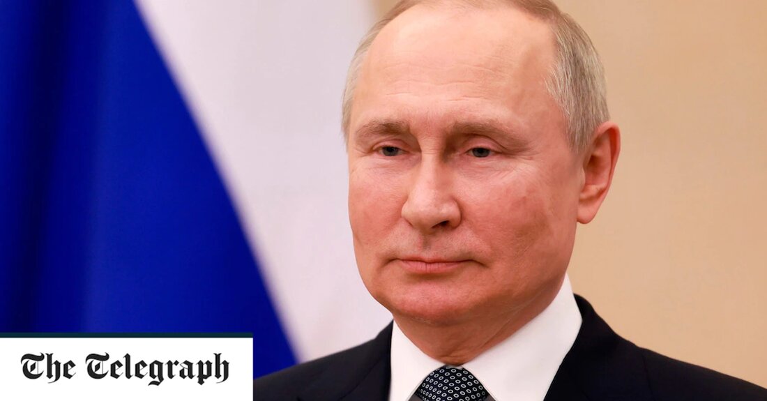 Ukrainekrieg &#8211; Sonderartikel Wladimir Putin sei gefährlicher als Adolf Hitler oder Joseph Stalin, warnte der polnische Premierminister, als er die Ausrottung der „monströsen Ideologie“ des russischen Führers forderte. In einem exklusiven Artikel für The Telegraph sagte Mateusz Morawiecki, Putins Waffenarsenal sei „tödlicher“ als die von Hitler und Stalin, und fügte hinzu, dass ihm auch das Internet zur Verfügung stünde, das ihn „mit Millionen von Fake News infiziert“ habe. . Die „monströse Ideologie“ des Putin-Regimes stelle eine tödliche Bedrohung für Europa dar und müsse vollständig ausgemerzt werden, sagte Morawiecki. Es kam, als Avril Haines, der Direktor des nationalen Geheimdienstes der USA, &hellip;