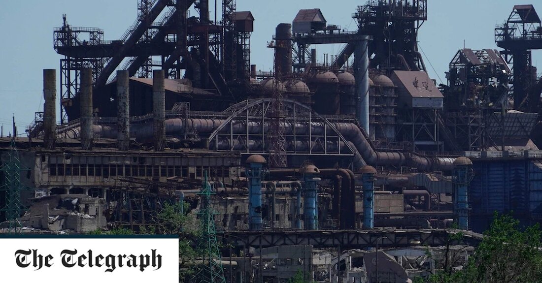 Ukrainekrieg &#8211; Sonderartikel Einer der wagemutigen ukrainischen Piloten, die „unmögliche“ Nachschubmissionen zum Azovstal-Stahlwerk in Mariupol flogen, sagte, er habe dies getan, weil er wusste, dass es ein „Einwegflug“ sein könnte. Die Kriegszone berichtete. Über einen Zeitraum von Wochen flogen 16 ukrainische Mi-8-Hubschrauber sieben solcher Missionen und brachten Waffen, Lebensmittel, Wasser und medizinische Versorgung zu den Verteidigern, die sich in der Anlage verschanzt hatten. Ein Pilot, der sein Rufzeichen &#8222;Flint&#8220; trug, sagte The War Zone: &#8222;Wir haben verstanden, dass es ein One-Way-Flug war. Und wir waren darauf vorbereitet, dass wir nicht zurückkommen werden.&#8220; Aber er fügte hinzu: „Viele Leute betrachteten diese &hellip;