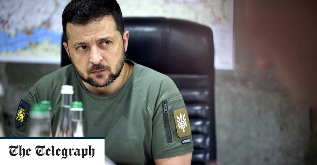 Fünf Monate, nachdem Russland seinen unprovozierten Angriff auf die Ukraine gestartet hat, scheint der Konflikt den entscheidenden Wendepunkt zu erreichen, der über seinen endgültigen Ausgang entscheiden wird. In den letzten Monaten schien die Dynamik des Krieges die Russen zu begünstigen, die es trotz großer Verluste sowohl an Arbeitskräften als auch an Waffen geschafft haben, ihre zermürbende Offensive aufrechtzuerhalten und bescheidene Gebietsgewinne im Osten und Süden des Landes zu erzielen. In den letzten zwei Wochen hatte die Ankunft von US-gelieferten hochmobilen Artillerie-Raketensystemen (Himars) auf dem Schlachtfeld jedoch verheerende Auswirkungen auf Russlands Fähigkeit, seinen Schneckentempo-Vormarsch aufrechtzuerhalten. Die Himars, die etwa die doppelte &hellip;