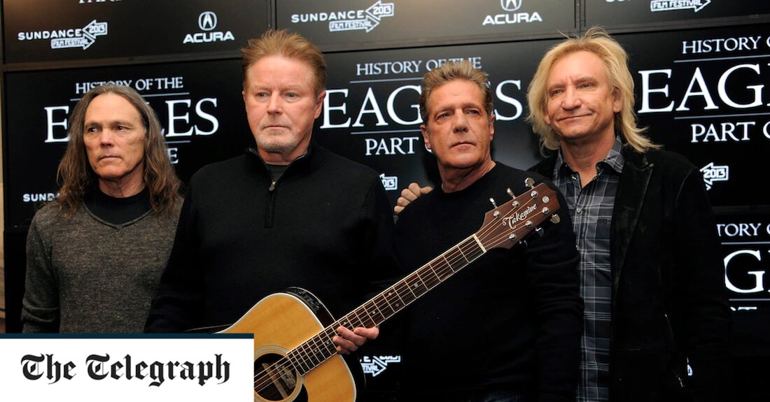 Der Bezirksstaatsanwalt von Manhattan hat am Dienstag drei Personen angeklagt, sich verschworen zu haben, etwa 100 Seiten handgeschriebener Notizen und Texte für das Eagles-Album „Hotel California“ illegal zu besitzen und zu verkaufen. Glenn Horowitz, Craig Inciardi und Edward Kosinski wussten angeblich, dass die Dokumente – zusammen im Wert von über 1 Million Dollar – gestohlen wurden, aber verschworen sich trotzdem, sie zu verkaufen. Laut Gerichtsdokumenten haben die Männer falsche Herkunftsangaben gemacht und Auktionshäuser, potenzielle Käufer und Strafverfolgungsbehörden darüber belogen, wie sie die Notizen von Don Henley erworben haben, die Texte zu den Hits „Hotel California“ und „Life in the Fast &hellip;