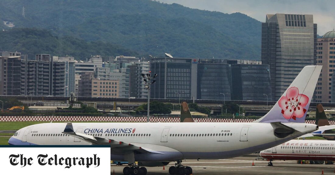 In den aufregenden Tagen des Jahres 2019 genoss Joe, ein internationaler Pilot, der für eine taiwanesische Fluggesellschaft arbeitet, es, während kurzer Transitaufenthalte im Ausland am Wiener Donauufer entlang zu schlendern oder auf dem Pad Thai in Bangkok zu Abend zu essen. Aber fast drei Jahre nach Beginn der Pandemie werden die Flugbesatzungen der beiden wichtigsten taiwanesischen Fluggesellschaften, EVA und China Airlines, immer noch mit einem Single-Entry-Schlüssel in ihren Hotelzimmern eingeschlossen, wenn sie ins Ausland reisen – eine Regel, die ursprünglich geschaffen wurde, um sie an der Rückkehr zu hindern nach Taipeh mit dem Virus infiziert. „Es ist frustrierend“, sagte Joe, &hellip;