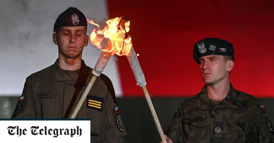 Polen hat die Bundesregierung zu 1,3 Billionen Euro Reparationszahlungen für die Zerstörungen im Zweiten Weltkrieg verpflichtet. Warschau sagte, dass es ohne Entschädigung keine normalen Beziehungen zwischen den beiden Ländern geben könne. Die Forderung nach Entschädigung kam während der Präsentation eines dreibändigen Berichts, in dem die materiellen und menschlichen Verluste Polens durch die deutschen Streitkräfte während des Krieges aufgeführt sind. Seine Veröffentlichung fiel mit dem 83. Jahrestag des Beginns des Zweiten Weltkriegs zusammen. „Normale Deutsche – wenn man diesen Begriff verwenden kann, wenn es um Kriminelle, Banditen, Räuber und Vergewaltiger geht – haben auf eigene Faust geplündert, und der deutsche Staat &hellip;