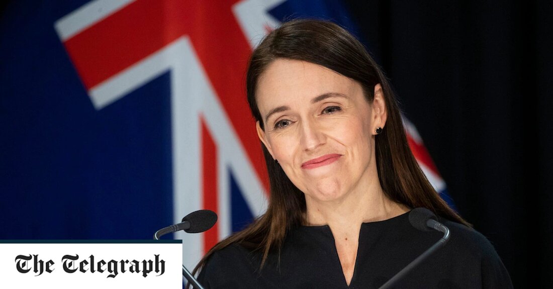 Einbettung von Queen-Artikeln Die Premierministerin von Neuseeland sagte, sie glaube, dass das Land noch zu ihren Lebzeiten eine Republik werden werde, bestand jedoch darauf, dass die Änderung nicht unmittelbar bevorstehe. Jacinda Ardern sagte, dass sie zwar dachte, dass Neuseeland die Monarchie aufgeben würde, dass dies jedoch keine Priorität ihrer Regierung sei. „Ich habe meine Ansicht viele Male deutlich gemacht. Ich glaube, dass Neuseeland mit der Zeit dorthin gehen wird. Ich glaube, dass es wahrscheinlich noch zu meinen Lebzeiten passieren wird“, sagte sie in ihren ersten Kommentaren zu diesem Thema seit dem Tod von Königin Elizabeth II. Letzten Donnerstag. Frau Ardern &hellip;