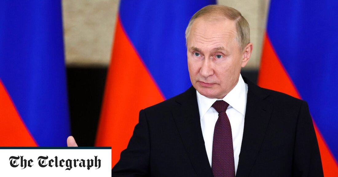 Putin droht, wegen militärischem Versagen oder Inflation aus der Macht gedrängt zu werden, warnte ein ehemaliger Kommandeur, der den prorussischen Separatistenaufstand 2014 in der Ukraine anführte. Die Äußerungen des einflussreichen Igor Girkin, eines Kriegsverbrechers, der für den Abschuss von MH17 verantwortlich gemacht wird, erhöhen den Druck auf den Kreml, der allmählich sieht, wie die zuvor loyale Unterstützung nachlässt. In einem Video sagte Herr Girkin, besser bekannt als Strelkow, mehr als einer halben Million seiner eingefleischten Kriegsbefürworter in Russland, dass ein wirtschaftlicher oder militärischer Schock die Präsidentschaft von Herrn Putin beenden könnte. „Alles, was es braucht, ist ein Ausbruch der Inflation &hellip;