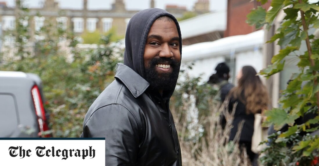 Kanye West wurde von seinen Twitter- und Instagram-Konten wegen antisemitischer Posts des Rappers, der jetzt legal als Ye bekannt ist, gesperrt. Sprecher von Meta, der Muttergesellschaft von Twitter und Instagram, sagten am Sonntag, dass Ye Nachrichten gepostet habe, die gegen ihre Richtlinien verstoßen. In einem Tweet am Samstag sagte Ye, er werde laut Internet-Archivaufzeichnungen bald „Todesopfer 3 gegen JÜDISCHE MENSCHEN“ gehen. Es war ein offensichtlicher Hinweis auf die US-Militärbereitschaftszustandsskala, bekannt als DEFCON. In demselben Tweet, der von Twitter entfernt wurde, sagte er: „Ihr habt mit mir gespielt und versucht, jeden, der sich eurer Agenda widersetzt, schwarz zu ballern.“ Anfang dieses &hellip;