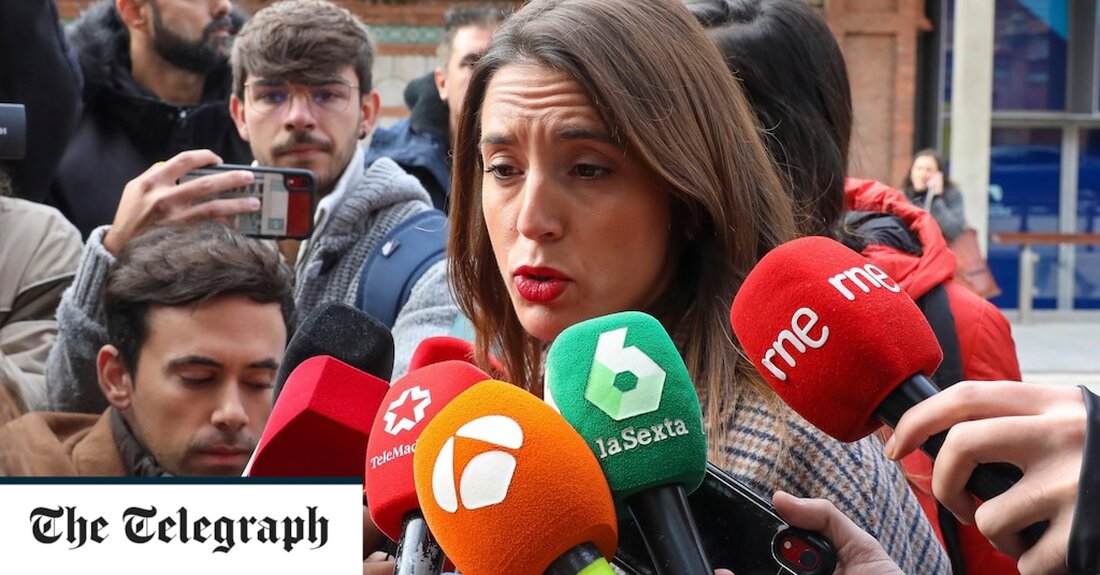 Spanien hat den „Machismo“ unter den Richtern beschuldigt, nachdem ein neues Zustimmungsgesetz angewendet wurde, um Vergewaltiger vorzeitig aus dem Gefängnis zu entlassen. Das Gesetz wurde nach dem berüchtigten „Wolfsrudel“-Fall im Jahr 2016 eingeführt, in dem fünf Männer eine 18-jährige Frau beim Stierrennen-Festival in Pamplona vergewaltigten. Das Gesetz „Ja heißt ja“ trat letzten Monat in Kraft, aber mindestens vier Sexualstraftäter haben es genutzt, um das Gefängnis vorzeitig zu verlassen. Ein Anwalt eines der fünf Männer, die wegen des Angriffs des Wolfsrudels verurteilt wurden, gab bekannt, dass er daran arbeitete, eine reduzierte Strafe für seinen Klienten zu erreichen. Laut spanischen Medien haben &hellip;