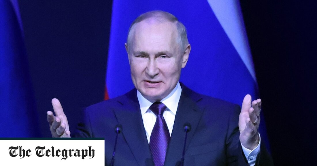 Laut einer durchgesickerten Kreml-Umfrage, die weiteren Druck auf Wladimir Putin ausübt, ist die Unterstützung für den Krieg in der Ukraine in Russland dramatisch zurückgegangen. Nur noch jeder Vierte befürwortet den Verbleib russischer Truppen in der Ukraine, gegenüber 57 Prozent im Juli. Die Ergebnisse wurden in einem Bericht für hochrangige Regierungsbeamte des Bundesgardedienstes des Kreml veröffentlicht, der von Meduza, einer unabhängigen investigativen Nachrichtenwebsite, bezogen wurde. Der Rückgang der Unterstützung kommt, nachdem Russland befohlen hat, Zehntausende von Männern zu mobilisieren und an die Front zu schicken. Herr Putin versuchte letzte Woche mit einem öffentlichen Treffen mit den Ehefrauen von Soldaten, die wachsende &hellip;