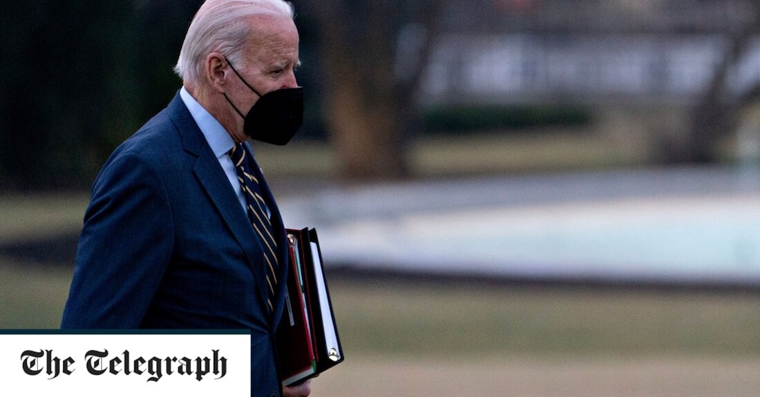 Eine zweite Ladung geheimer Dokumente von Joe Biden, die aus dem Weißen Haus entfernt wurden, als er Vizepräsident war, wurde entdeckt. Sie befanden sich an einem anderen Ort als die ersten Dokumente, die in einem verschlossenen Schrank in seinem ehemaligen Privatbüro in einer Denkfabrik in Washington gefunden wurden. Der erste Fund von 10 Dokumenten, die von 2013 bis 216 datierten, als er Vizepräsident war, wurde im November gefunden, aber erst am Montag bekannt gegeben. Anwälte von Herrn Biden haben an verschiedenen Orten nach anderen gesucht. Am Mittwochabend berichtete NBC News, dass sie mehr gefunden hätten. Es war nicht klar, wo &hellip;