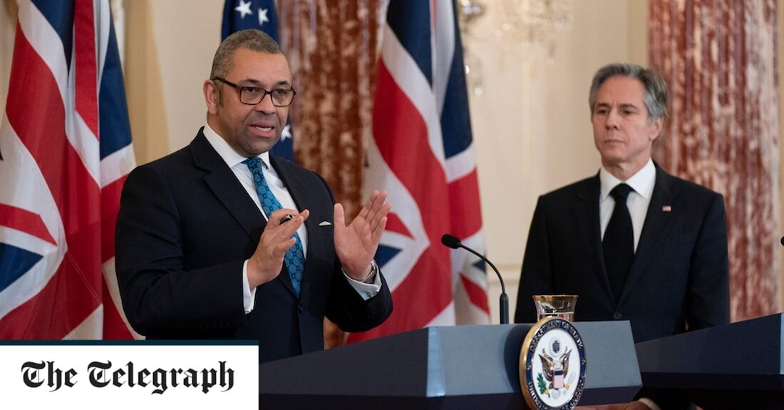 Die britische Regierung arbeite nicht an einer Frist zum 25. Jahrestag des Karfreitagsabkommens, um Probleme mit dem Nordirland-Protokoll zu lösen, sagte der Außenminister. Es gab Hinweise darauf, dass Joe Biden einen möglichen Besuch in Großbritannien im April anlässlich des Jubiläums absagen könnte, sofern Brüssel und London bis dahin keine Einigung an der Grenze zur Irischen See erzielen. Auf einer Pressekonferenz mit US-Außenminister Antony Blinken in Washington sagte James Cleverly, das Ziel sei nicht, die Angelegenheit bis zu einem bestimmten Datum zu klären. Auf die Frage, ob er zugesagt habe, die Protokollprobleme bis April zu lösen, und ob Herr Biden ihn &hellip;