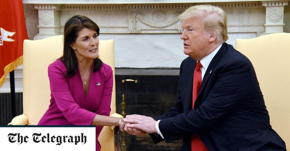 Nikki Haley, die ehemalige US-Botschafterin bei den Vereinten Nationen, ist bereit, als erste Republikanerin Donald Trump im Präsidentschaftsrennen 2024 herauszufordern. Laut ihren Wahlkampfhelfern plant die 51-Jährige, ihre Kandidatur für das Weiße Haus in ihrem Heimatstaat South Carolina am 15. Februar bekannt zu geben, und wird voraussichtlich in den kommenden Tagen Einzelheiten zu ihrer Erklärung in einer Einladung an die Unterstützer veröffentlichen. Damit wäre sie die erste Republikanerin, die ihren alten Chef herausfordert, der im vergangenen November sein Comeback-Angebot gestartet hatte. Es wird erwartet, dass eine Reihe anderer republikanischer Rivalen in den kommenden Monaten Angebote abgeben wird, darunter Ron DeSantis, der &hellip;
