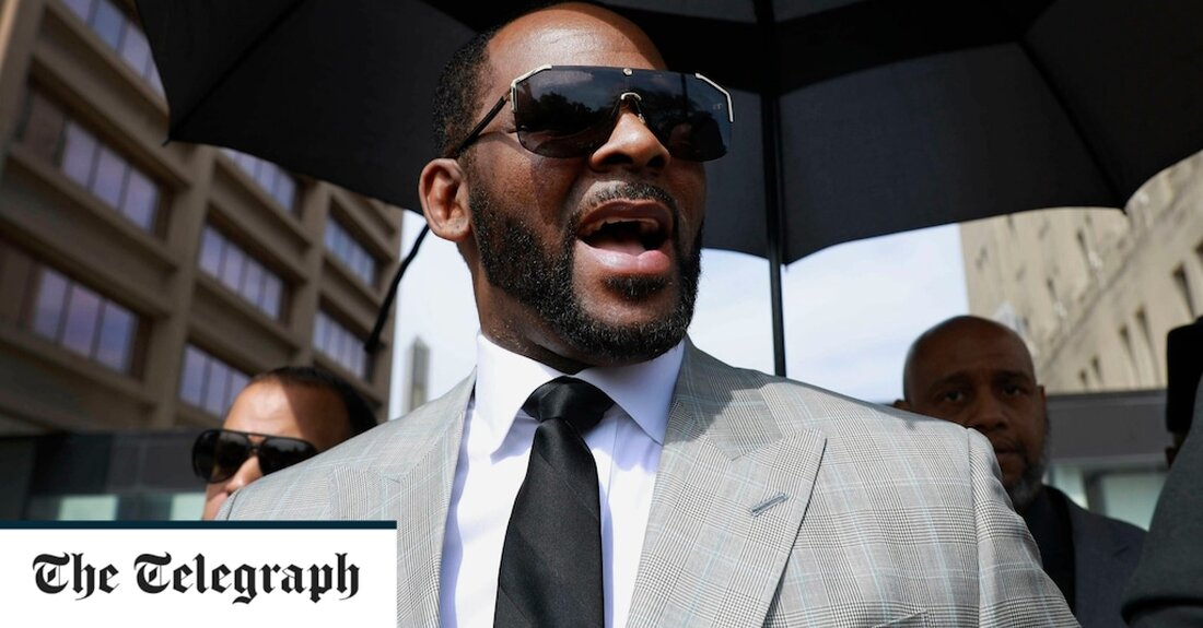 Der R&#038;B-Sänger R Kelly wurde wegen Kinderpornographie und Verführung Minderjähriger zu 20 Jahren Gefängnis verurteilt, aber ein Richter entschied, dass er bis zum Alter von etwa 80 Jahren freigelassen werden könnte. Der 56-jährige Grammy-Preisträger wurde bereits im vergangenen Jahr wegen Erpressung und Sexhandels angeklagt und zu 30 Jahren Gefängnis verurteilt. Die zentrale Frage bei der Urteilsverkündung in Kellys Heimatstadt Chicago war, ob der US-Bezirksrichter Harry Leinenweber ihn anordnen würde, die Strafe gleichzeitig mit oder erst nach Beendigung der New Yorker Haftstrafe zu verbüßen. Letzteres wäre gleichbedeutend damit gewesen, den Rest seines Lebens im Gefängnis zu verbringen. Mit dem Urteil vom &hellip;