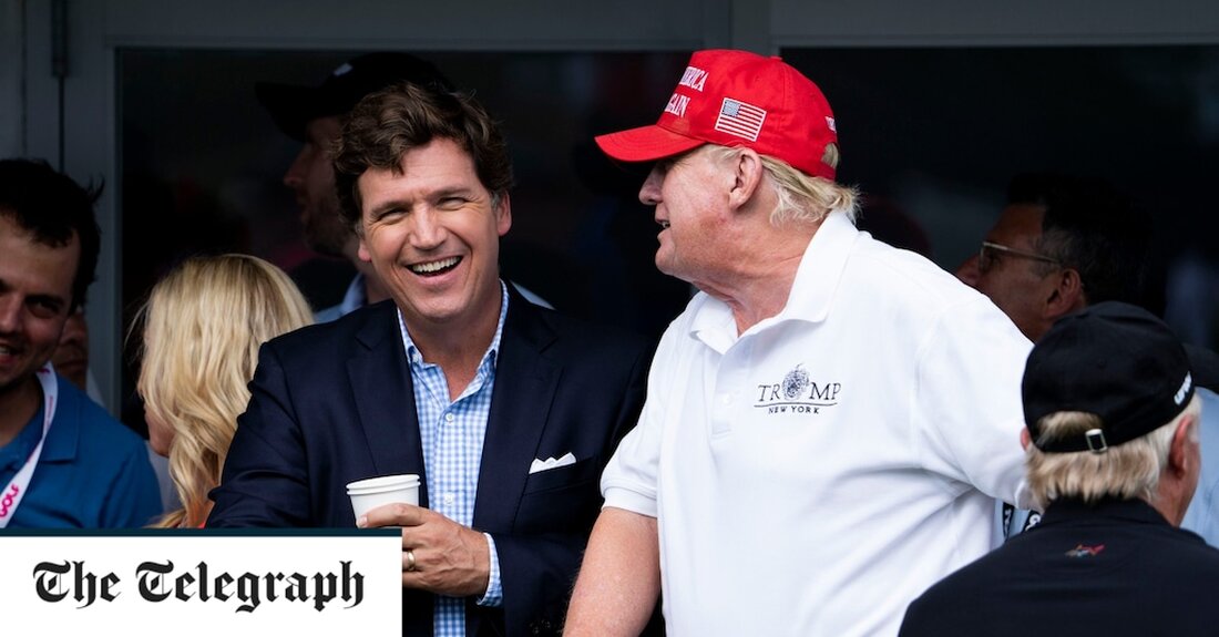 Tucker Carlson, der Moderator von Fox News, schickte eine private Textnachricht, in der er sagte, dass er Donald Trump „leidenschaftlich hasst“, wie aus einem Gerichtsakt hervorgeht. Die Nachricht wurde im Rahmen des Verleumdungsverfahrens von Dominion Voting Systems in Höhe von 1,6 Milliarden US-Dollar (1,3 Millionen Pfund) gegen den Fernsehsender veröffentlicht. Laut Gerichtsakte schrieb Carlson am 4. Januar 2021 in einem Text an einen anderen Fox-Mitarbeiter: Tucker Carlson über Donald Trump 2 Er soll auch eine SMS geschrieben haben: „Ich hasse ihn leidenschaftlich, ich bin heute frustriert auf Peter Navarro hochgegangen. Eigentlich mag ich Peter. Aber ich kann nicht mehr damit &hellip;