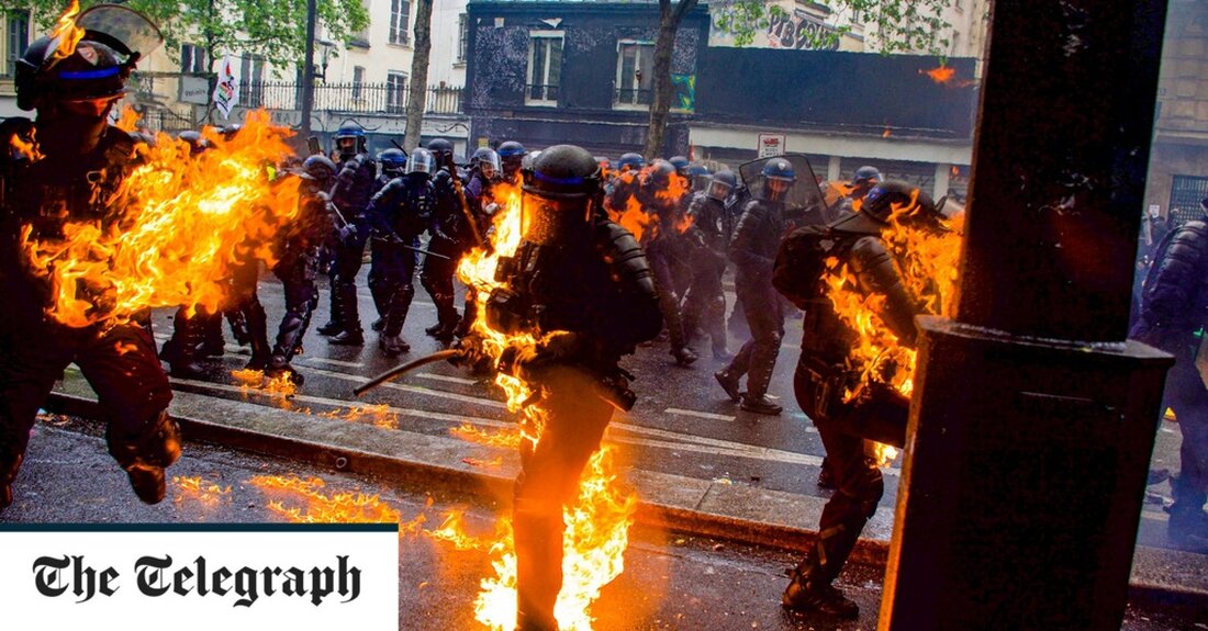 Frankreichs größte Maidemonstrationen seit Jahrzehnten gerieten in Gewalt, als bei Zusammenstößen ein Demonstrant eine Hand verlor, während ein Offizier schwere Verbrennungen erlitt, nachdem er von einem Molotow-Cocktail getroffen worden war. Rund 782.000 Menschen protestierten in ganz Frankreich in einer neuen Wutdemonstration gegen die Rentenreform des französischen Präsidenten, darunter allein 112.000 in Paris, sagte das Innenministerium. Die Gewerkschaft CGT bezifferte die Zahl auf 2,3 Millionen Demonstranten in ganz Frankreich, darunter 550.000 in der Hauptstadt. Die Wahlbeteiligung war bis zu zehnmal höher als am 1. Mai 2022, aber kleiner als die bisher größten Proteste gegen die Rentenreform in diesem Jahr. Dennoch war &hellip;