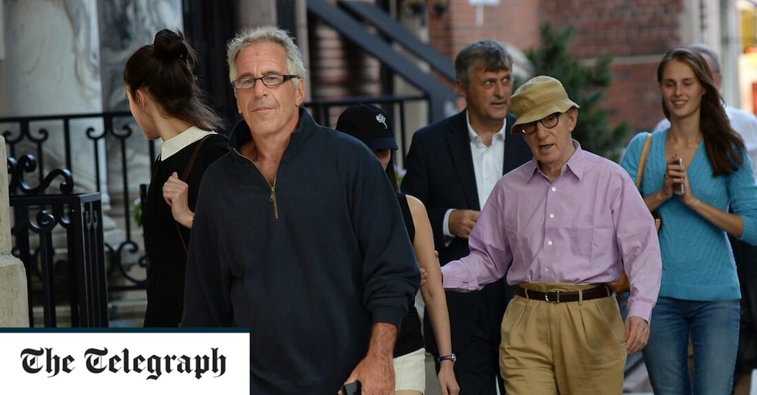 Woody Allen aß häufig mit Jeffrey Epstein und lud den in Ungnade gefallenen Finanzier nach seiner Verurteilung wegen Sexualstraftaten im Jahr 2008 zu Filmvorführungen ein. Der mit dem Oscar ausgezeichnete Regisseur war dafür bekannt, mit Epstein befreundet zu sein, aber eine Fülle von Dokumenten hat neue Details über das Ausmaß ihrer Beziehung enthüllt. Es zeigt, dass das Paar oft zusammen sozialisiert wurde, nachdem Epstein sich 2008 schuldig bekannt hatte, mit einem Minderjährigen zur Prostitution aufgerufen zu haben. Er musste sich als Sexualstraftäter registrieren lassen und wurde im Rahmen eines Plädoyers zu 18 Monaten Haft verurteilt. Im Laufe mehrerer Jahre planten &hellip;