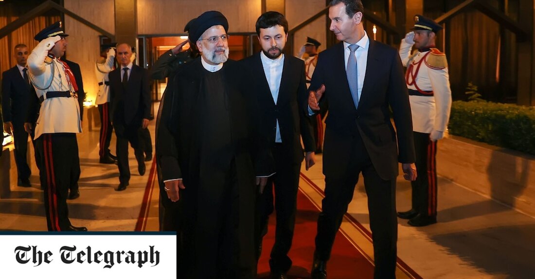 Syrien wurde am Sonntag in einem großen Putsch für den syrischen Diktator Baschar al Assad wieder in die Arabische Liga aufgenommen, der durch das Auftauen der Beziehungen zwischen Saudi-Arabien und dem Iran ermöglicht wurde. Die syrische Regierung war aufgrund ihres tödlichen und blutigen Vorgehens gegen friedliche Proteste im Jahr 2011, das zu einem Krieg führte, der mehr als 500.000 Menschen tötete und die Hälfte der Bevölkerung des Landes vertrieben hatte, seit mehr als einem Jahrzehnt auf der Weltbühne weitgehend isoliert. Die Vereinigten Arabischen Emirate sind seit Jahren dafür, Syrien wieder in die regionale Gemeinschaft aufzunehmen, stießen jedoch auf den Widerstand &hellip;