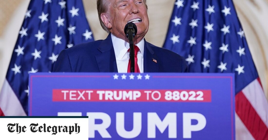 Das Team von Donald Trump plant, sein Urteil wegen sexuellen Missbrauchs zu nutzen, um seine Wahlkampfkasse aufzustocken, und stellt den republikanischen Spitzenkandidaten für 2024 als Opfer einer politischen Verleumdungskampagne dar. Von Herrn Trump, 76, wurde erwartet, dass er die Behauptungen seines Anklägers E. Jean Carroll aggressiv bestritt, bevor sein Auftritt im kritischen Bundesstaat Iowa am Samstagabend unerwartet abgesagt wurde. Herr Trump hatte einen Showdown gegen seinen republikanischen Erzfeind Ron DeSantis im Bundesstaat geplant, bevor eine Tornadowarnung den ehemaligen Präsidenten zwang, seine Kundgebung abzusagen. Diese Woche wurde Herr Trump von einer Ziviljury für die sexuelle Belästigung von Frau Caroll Mitte der &hellip;