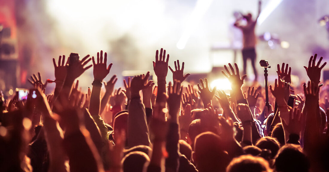 Erfahren Sie, wie Sie die Parkplatzsituation für das Tom Jones Konzert am 12. August 2024 in der Arena Leipzig bewältigen können. Nutzen Sie Park-and-Ride oder öffentliche Verkehrsmittel für eine reibungslose Anreise.