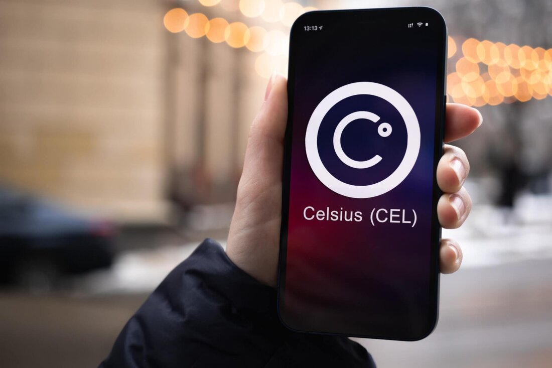 USBTC wird 8.500 Bergleute von Celsius an seinem Alpha-Standort beherbergen. Die Hashrate dieser Maschinen wird auf 820 Petahash (PH) geschätzt. Die US Bitcoin Corp erwartet, insgesamt über 310.000 Miner zu verwalten. US Bitcoin Corp steht heute im Fokus, nachdem das Bergbauunternehmen einen Deal mit der bankrotten Kryptowährungsplattform Celsius Network bekannt gegeben hat. USBTC ist Teil des Fahrenheit-Konsortiums Der Rechenzentrumsbetreiber sagte in einem Pressemitteilung Heute Morgen gab es bekannt, dass es 8.500 Miner des inzwischen aufgelösten Krypto-Kreditgebers an seinem Alpha-Standort beherbergen wird. Beachten Sie, dass USBTC Mitglied des Fahrenheit-Konsortiums ist, das im Mai Celsius-Vermögenswerte übernommen hat. Laut Asher Genoot – dem …