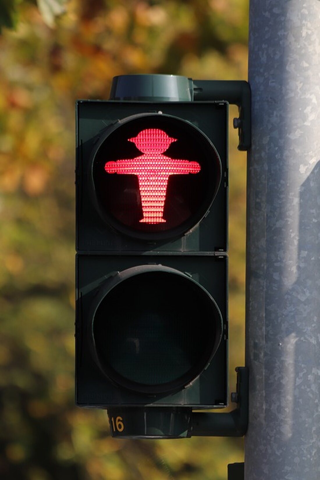 Unfälle in Ostalbkreis: Vorfahrt missachtet, Unfallflucht und Einbruch in Schwäbisch Gmünd. Zeugen gesucht.
