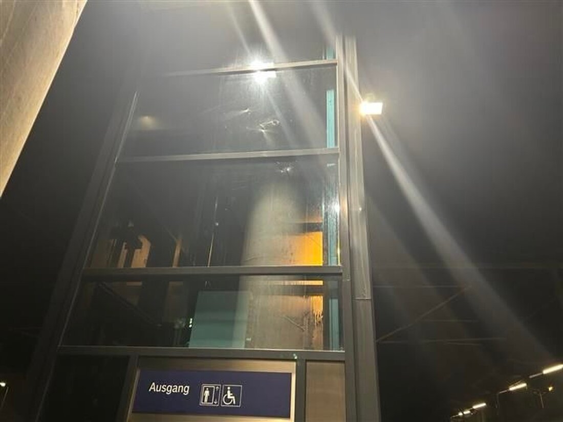 In Wissen (Sieg) verursachten Unbekannte Sachbeschädigungen am Regio-Bahnhof. Drei Täter wurden schnell ermittelt.