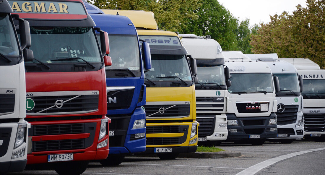 Die Veranstaltungsreihe „Global Responsible BW – Design Sustainable Supply Chains“ richtet sich an mittelständische Unternehmen aus Baden-Württemberg, die in einem globalen Wettbewerbsumfeld verantwortungsvolle Wertschöpfung und Supply Chain Management entwickeln und umsetzen. Wirtschaftsminister Dr. Nicole Hoffmeister-Kraut eröffnet am Donnerstag, 22. Oktober 2020, die Veranstaltungsreihe „Global Responsible BW – Design nachhaltiger Lieferketten“. „Insbesondere kleine und mittlere Unternehmen benötigen spezifisches praktisches Wissen für ein nachhaltiges Lieferkettenmanagement. Wir möchten Sie bei der Entwicklung und Umsetzung einer verantwortungsvollen Wertschöpfung und eines Supply Chain Managements in einem globalen Wettbewerbsumfeld unterstützen. Die systematische Einhaltung der Sorgfaltspflichten im Bereich der Menschenrechte entlang der globalen Wertschöpfungs- und Lieferketten ist …