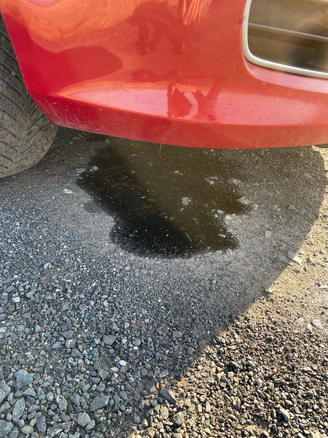 Die Landespolizeiinspektion Nordhausen berichtet von einer Verfolgungsfahrt mit einem beschädigten Mazda. Fahrzeug sichergestellt.