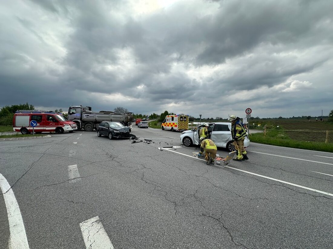 Am Freitagnachmittag kam es auf der K4229 bei Weinheim zu einem Verkehrsunfall zwischen zwei Fahrzeugen, zwei Fahrer wurden leicht verletzt.