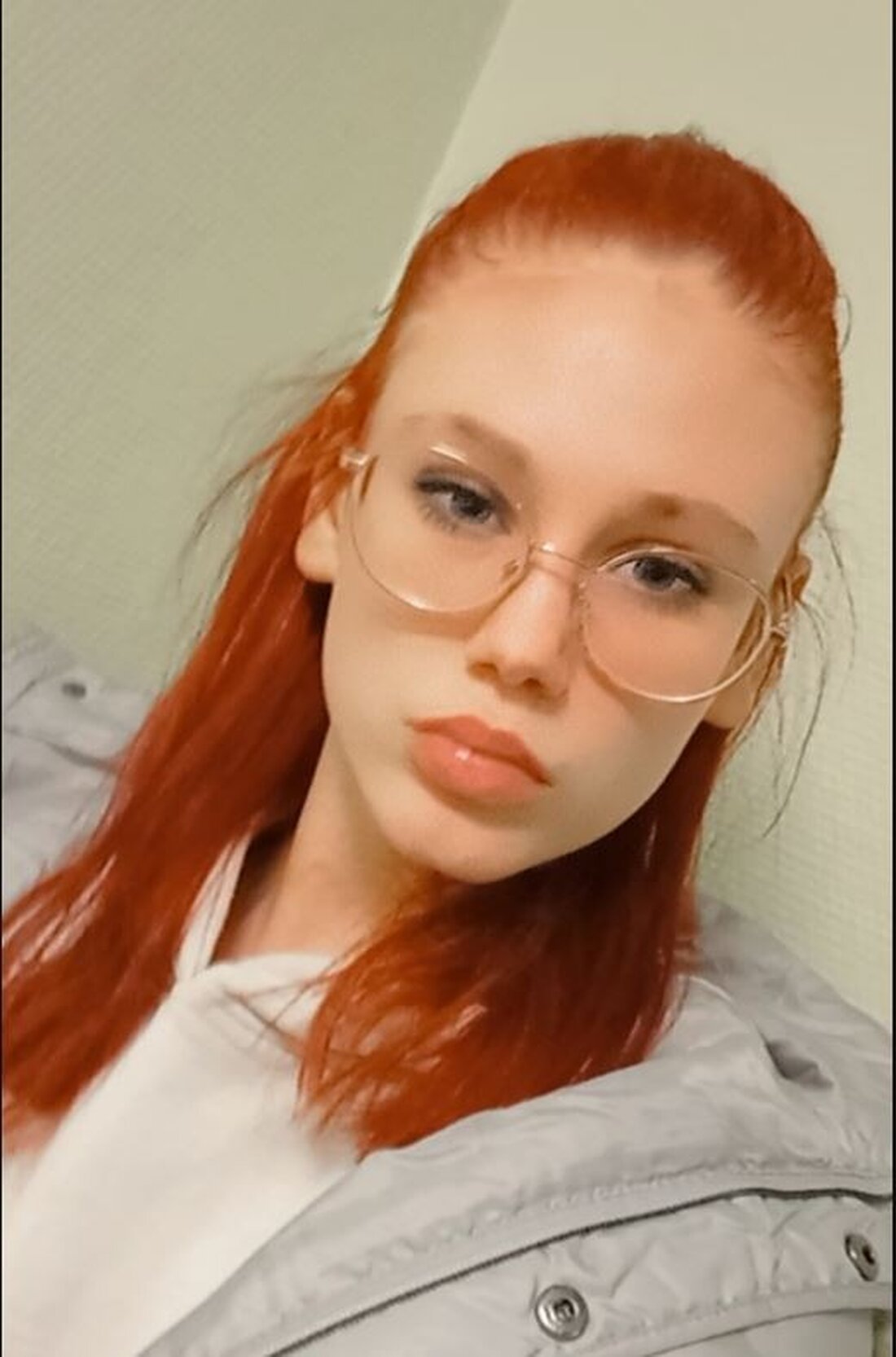 Die Polizei Gotha sucht seit dem 20. April 2025 nach der vermissten 15-jährigen Samira Graf. Hinweise bitte melden!