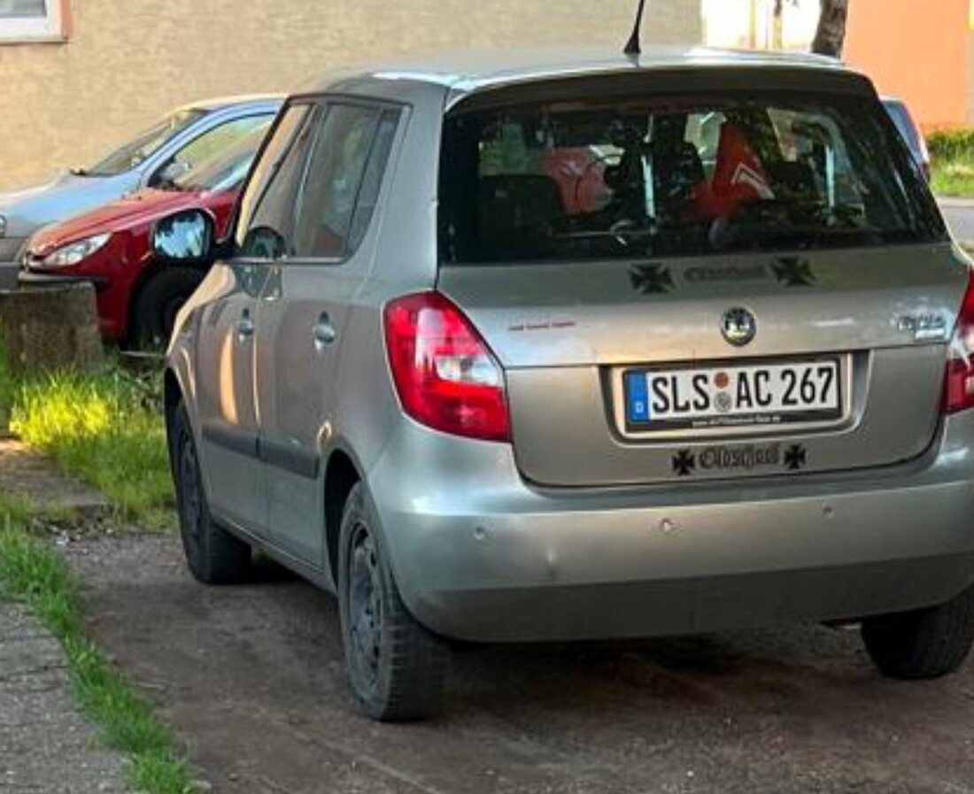 Am 26.01.2025 verschwand die 26-jährige Jennifer Reuter spurlos auf dem Weg zur Arbeit. Hinweise zur Suche sind dringend erforderlich.