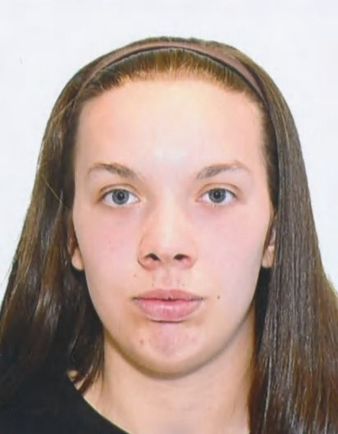 Die Polizei sucht nach der 17-jährigen Leonie Hoffmann aus Homburg, die seit dem 24. April vermisst wird. Hinweise erbeten.