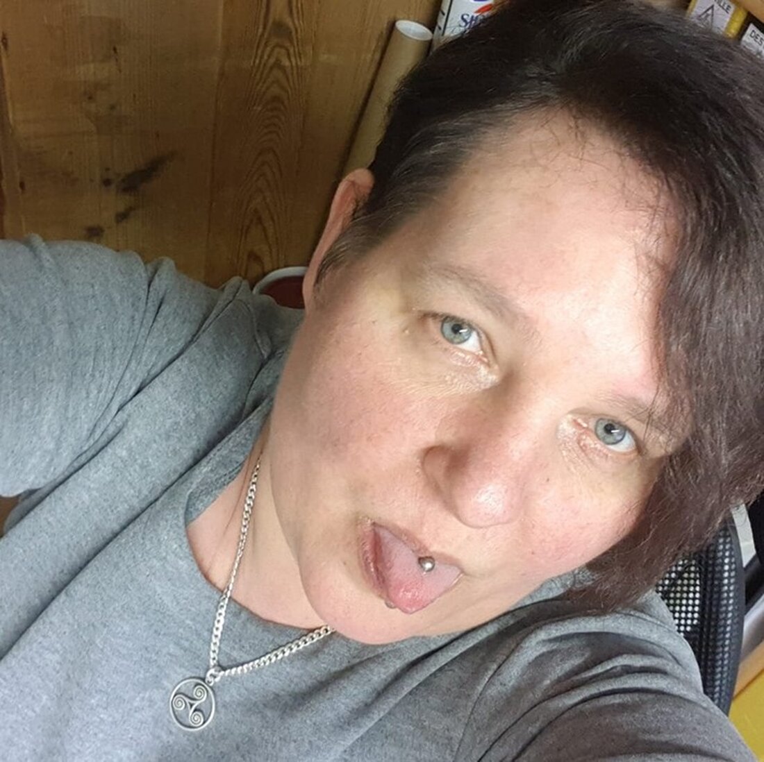 Mandy W., 44 Jahre alt, aus Dransfeld wird seit dem 29. April vermisst. Hinweise an die Polizei Hann. Münden erbeten.