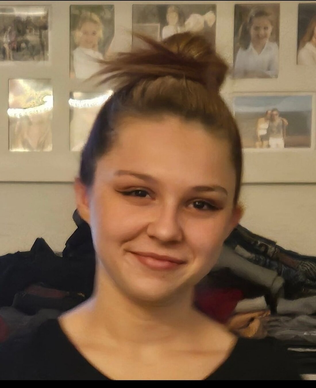 Die Polizei Saarlouis sucht Hinweise zum Verbleib der 16-jährigen Angelina Broy aus Dillingen, vermisst seit dem 01.04.2025.