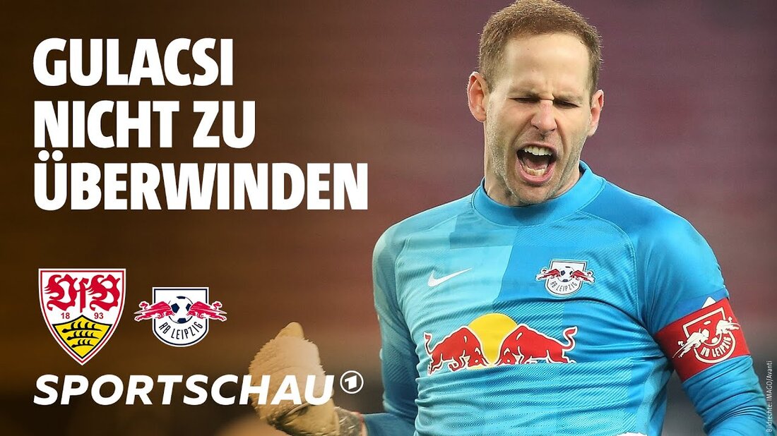 Andre Silva mit einem Handelfmeter und Christopher Nkunku mit einem Solo erzielten am 19. Spieltag der Fußball-Bundesliga die Tore für den Erfolg von RB Leipzig in Stuttgart. Während die Sachsen mit dem zweiten Sieg in Folge und 28 Punkten auf Rang sieben den Anschluss an die oberen Tabellenregionen halten, wird es für Stuttgart am anderen Ende der Tabelle immer enger. Der Kommentator sagt bei Minute 3:18, dass die Pause 0:0 steht. Zu diesem Zeitpunkt stand es bereits 0:1. Bitte entschuldigen Sie den Fehler. Alle Highlights der 1. und 2. Bundesliga finden Sie immer ab Montagmorgen 0 Uhr in der ARD …