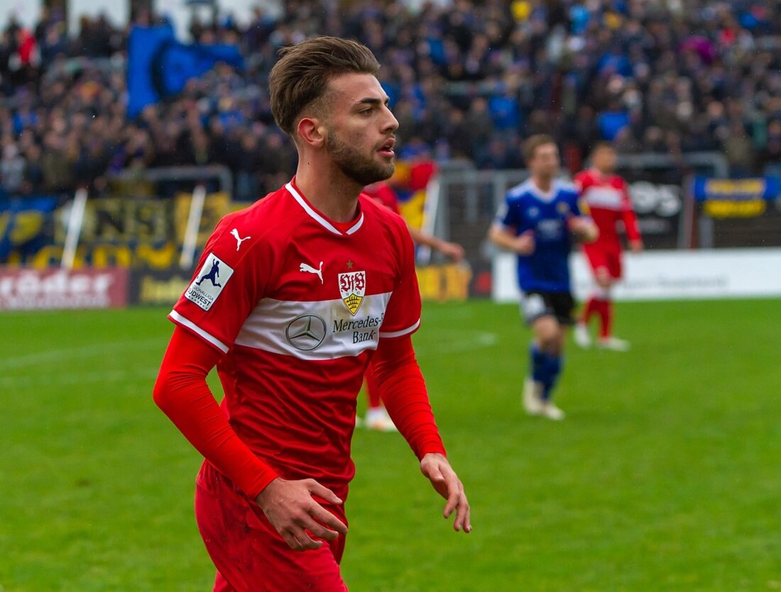 VfB Stuttgart fordert Gladbach in der Bundesliga heraus, während Hoffenheim gegen Meister Leverkusen antreten muss.