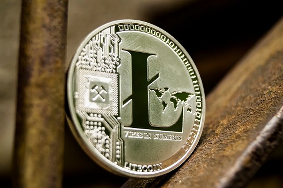 LTC/BTC befand sich in den letzten fünf Jahren in einem Abwärtstrend Die Outperformance von Bitcoin dürfte anhalten Ein absteigendes Dreieck hält die bärische Tendenz aufrecht Einer der interessantesten Handelsmärkte sind Kreuzpaare. Kreuze sind weniger liquide als Hauptpaare und bewegen sich häufig in engen Spannen. Dies ist eine allgemeine Regel für den klassischen Devisenmarkt, gilt aber auch für Kryptowährungen. LTC/BTC ist so eine Kreuzung. Die Bewegung basiert auf den Preisunterschieden zwischen Litecoin und Bitcoin. Seit 2018 befindet sich der Markt in einem Abwärtstrend. Das bedeutet, dass Bitcoin Litecoin in den letzten fünf Jahren deutlich übertroffen hat. Litecoin-Diagramm von TradingView Die obige …