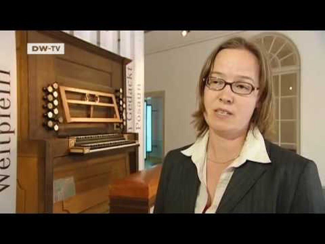 Die Stadt hat viel Geschichte zu bieten, zum Beispiel lebte hier der Barockkomponist Johann Sebastian Bach. Aber auch Leipzig hat in letzter Zeit Aufmerksamkeit erregt, zum Beispiel durch die Kunstbewegung Neue Leipziger Schule, die weltweit für die Wiederentdeckung der gegenständlichen Malerei gefeiert wird. New Yorker Meinungsführer betrachten die Stadt mit 500.000 Einwohnern als die deutsche Reiseentdeckung des Jahres. Dafür gibt es viele Gründe: Der 325. Geburtstag oder der 260. Todestag des Barockkomponisten und Leipziger Komponisten Johann Sebastian Bach wird dieses Jahr mit der Wiedereröffnung des Bachmuseums gefeiert. Es gibt auch regelmäßige Konzerte des St. Thomas Chors, die Bach von 1723 …