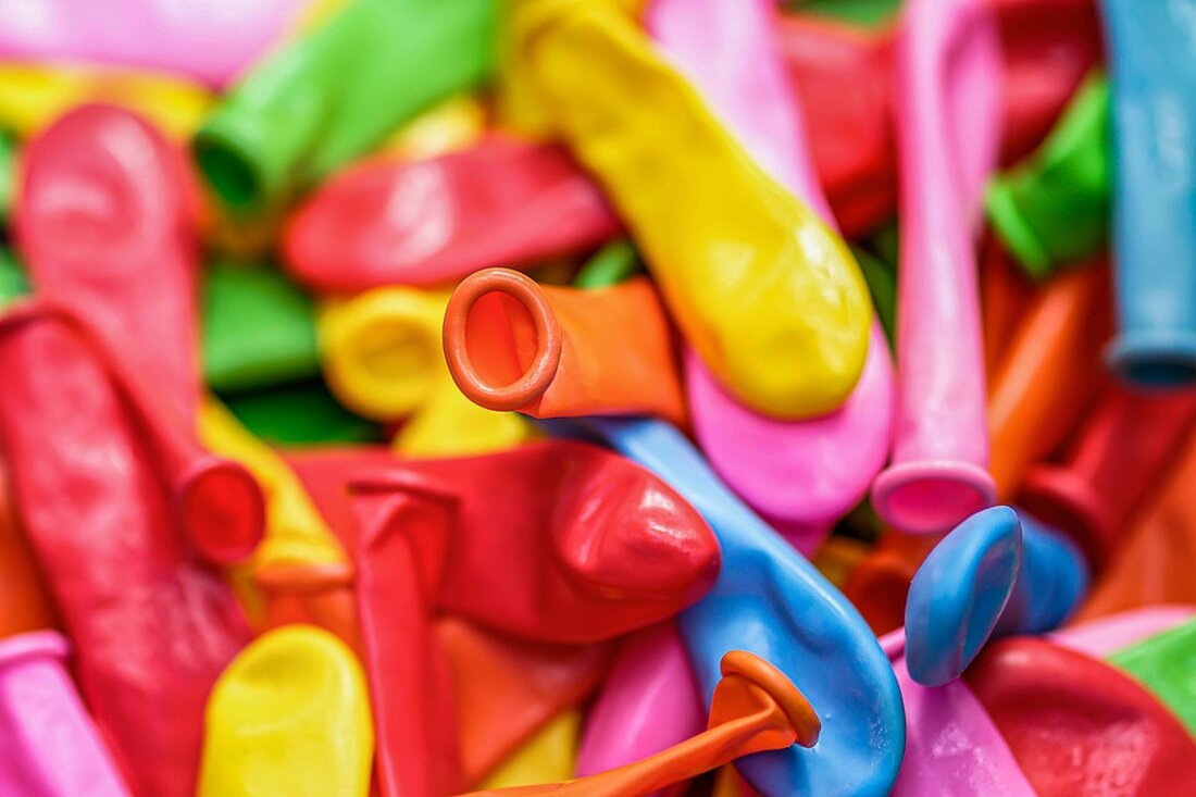 <p>Feiern Sie mit uns den internationalen Weltmädchen<em>tag am 11. Oktober 2024 in Berlin! Seien Sie Teil der Weltmädchen</em>party in der Weißen Rose und setzen Sie ein Zeichen für Geschlechtergerechtigkeit und Selbstbestimmung. Erfahren Sie mehr über unsere Veranstaltung und die Bedeutung dieses besonderen Tages!</p>