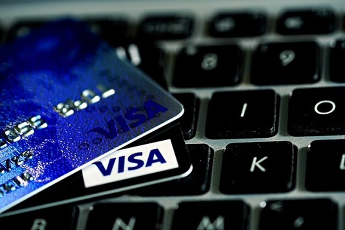 Mit der WhiteBIT Nova-Karte können EU-Benutzer Krypto direkt und ohne Umrechnungen ausgeben. Die Debitkarte bietet bis zu 10 % BTC/WBT-Cashback mit anpassbaren täglichen Ausgabenkategorien. Die von Visa unterstützte Debitkarte unterstützt Apple Pay mit einem Tageslimit von 10.000 € und einem monatlichen Limit von 25.000 €. WhiteBIT, eine der größten Kryptowährungsbörsen Europas und Partner des FC Barcelona, ​​des FC Trabzonspor, ESL Faceit und Visa, hat in Zusammenarbeit mit Visa die WhiteBIT Nova eingeführt, eine Debitkarte mit Cashback-Prämien. Mit der Debitkarte können Einwohner der Europäischen Union (EU) Kryptowährungen nahtlos in ihre täglichen Ausgaben integrieren und so eine praktische und lohnende Möglichkeit zur &hellip;