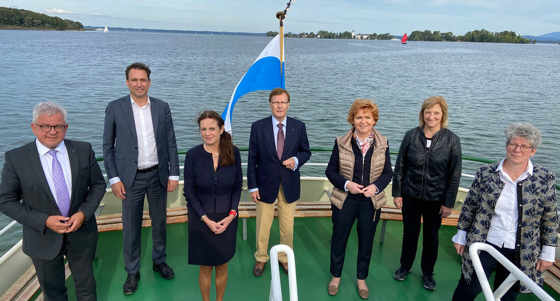 Justizminister Guido Wolf sprach sich für die Wiederbelebung der derzeit gesperrten Speicherung von Verkehrsdaten während des rechtlichen und politischen Austauschs mit seinen Amtskollegen aus der Union am Chiemsee aus. Die Justizminister der Union setzen sich nachdrücklich für die Wiederbelebung der derzeit suspendierten Speicherung von Verkehrsdaten und der Vorratsdatenspeicherung ein. Während des rechtlichen und politischen Austauschs zwischen den Abteilungsleitern in Prien am Chiemsee, der auf Einladung des bayerischen Justizministers Georg Eisenreich stattfand, sagte Justizminister Guido Wolf: „Wir brauchen das Instrument der Vorratsdatenspeicherung, insbesondere wenn es um die Verbreitung von Kinderpornografie und den sexuellen Missbrauch von Kindern geht. Entsprechende Daten sind oft …