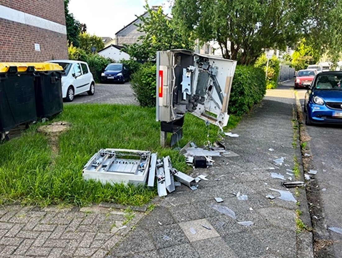 In Hilden wurde erneut ein Zigarettenautomat gesprengt. Polizei ermittelt und bittet um Hinweise zu Verdächtigen.