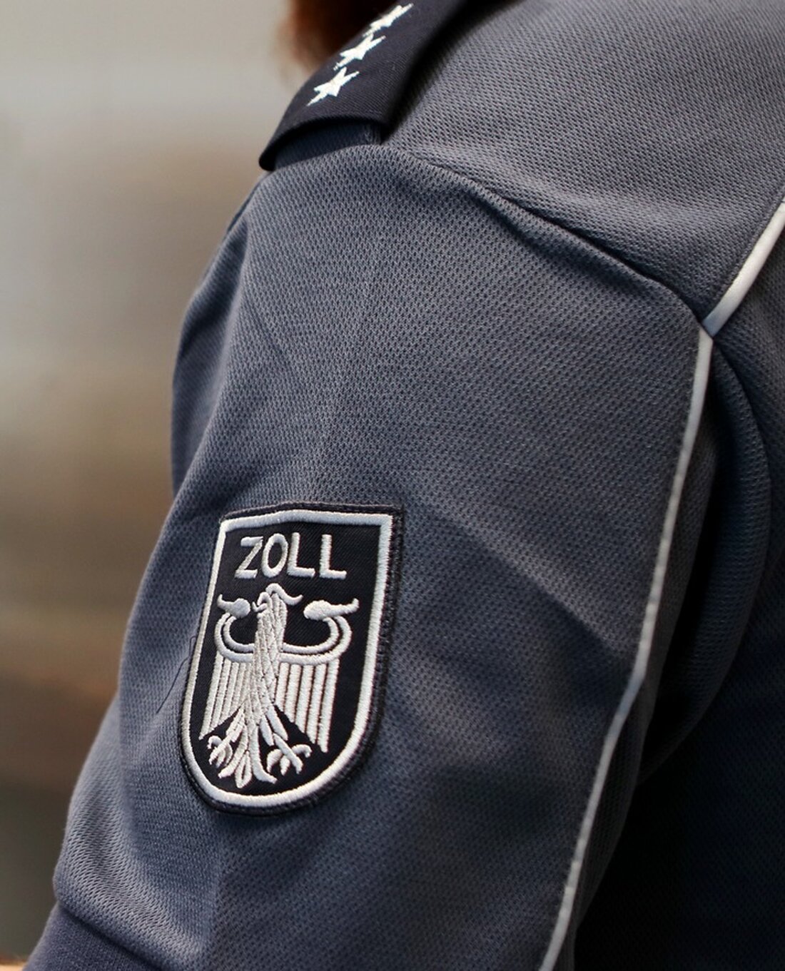 Das Hauptzollamt Singen beteiligte sich an bundesweiten Mindestlohnprüfungen, um Schwarzarbeit und illegale Beschäftigung zu bekämpfen.