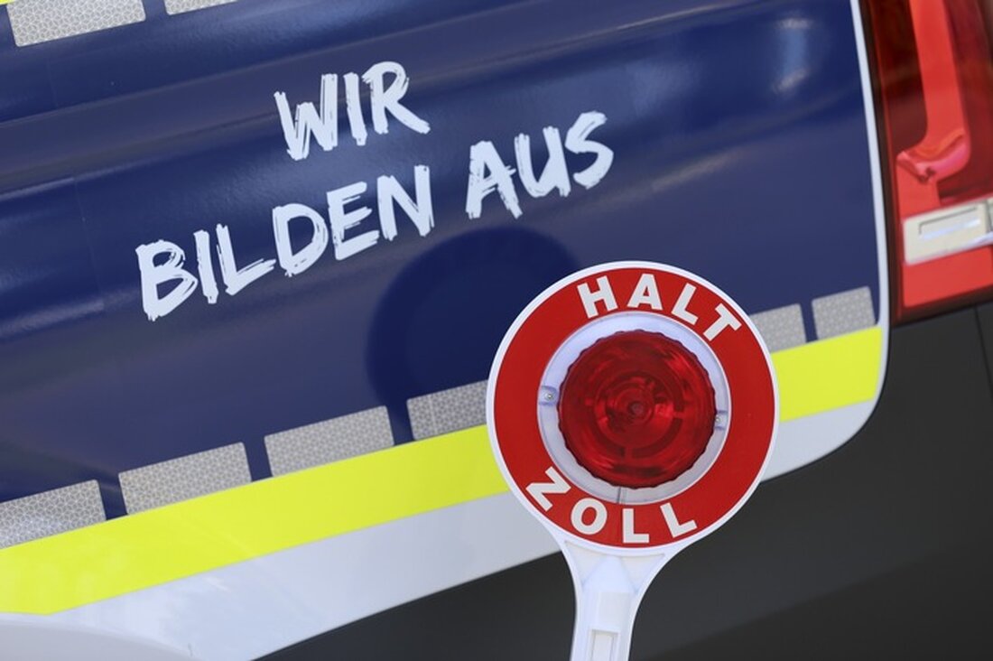 Entdecke die Zoll-Entdeckerwoche vom 30. Juni bis 4. Juli 2025 in Magdeburg – Schülerinfos und Bewerbungsmöglichkeiten!